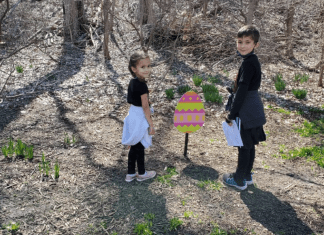 Easter Extravaganza at Lauritzen Gardens Omaha Mom
